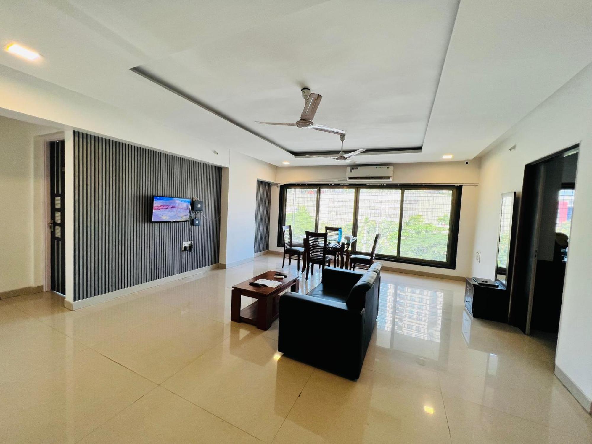 Hsquare Service Apartment Malad Mumbai Exterior photo